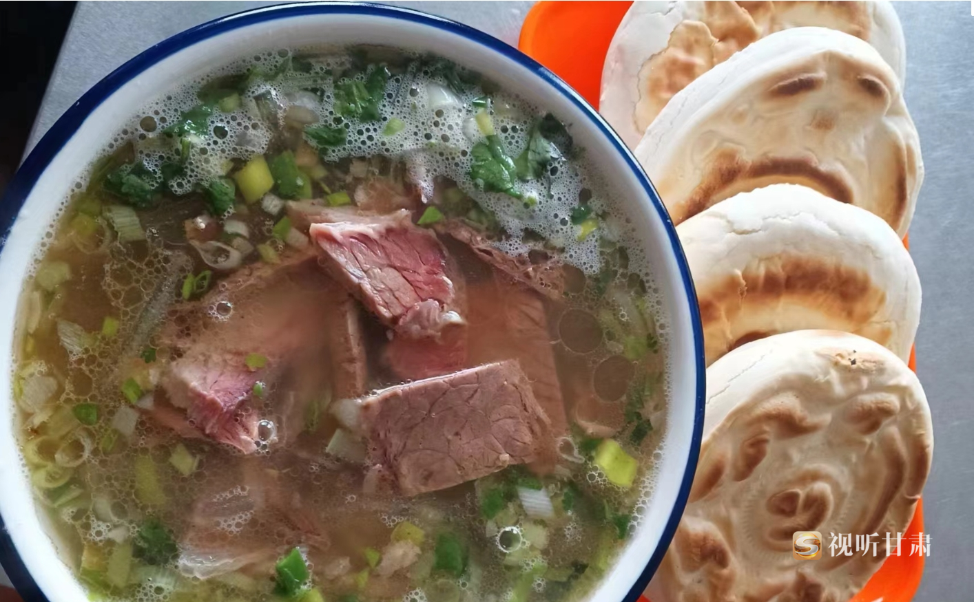 (白水泡馍 白水镇政府供图)