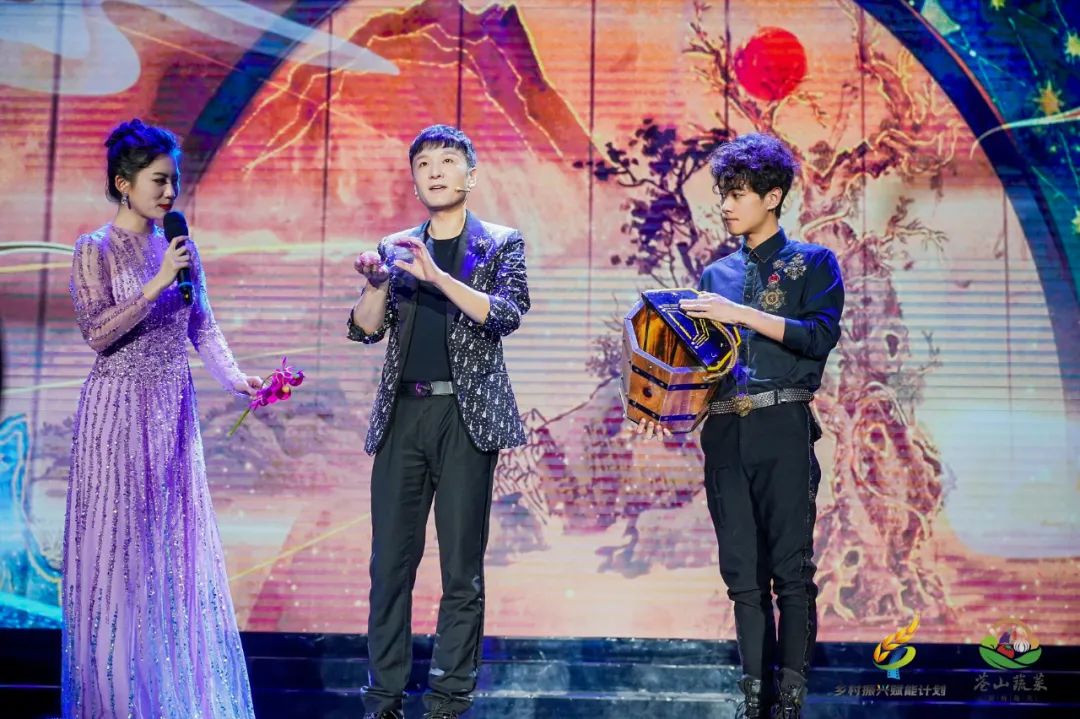 一起见证乡村振兴赋能计划的荣耀之路→|乡村振兴_新浪财经_新浪网