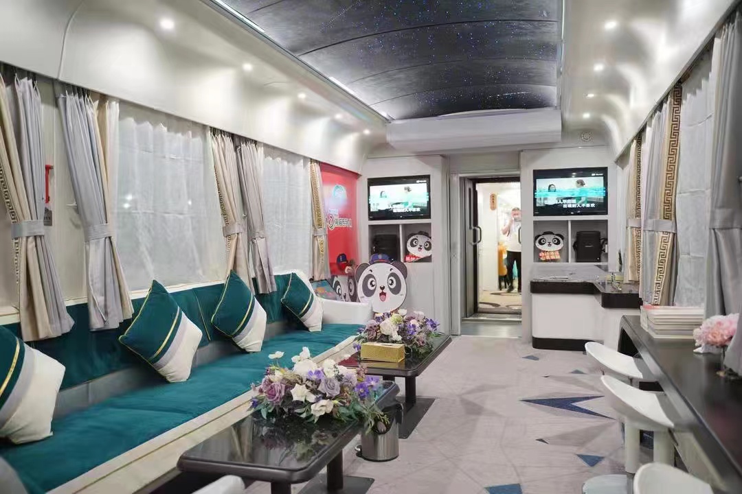 "多彩贵州号"贵阳—老挝万象旅游专列即将开行_新浪财经_新浪网