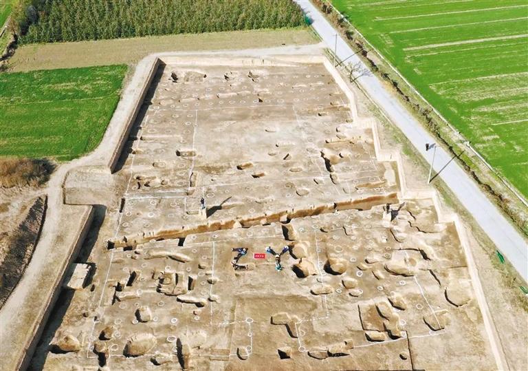 王家嘴一号建筑  受访者供图日前,周原考古队围绕先周遗址的内涵,西周