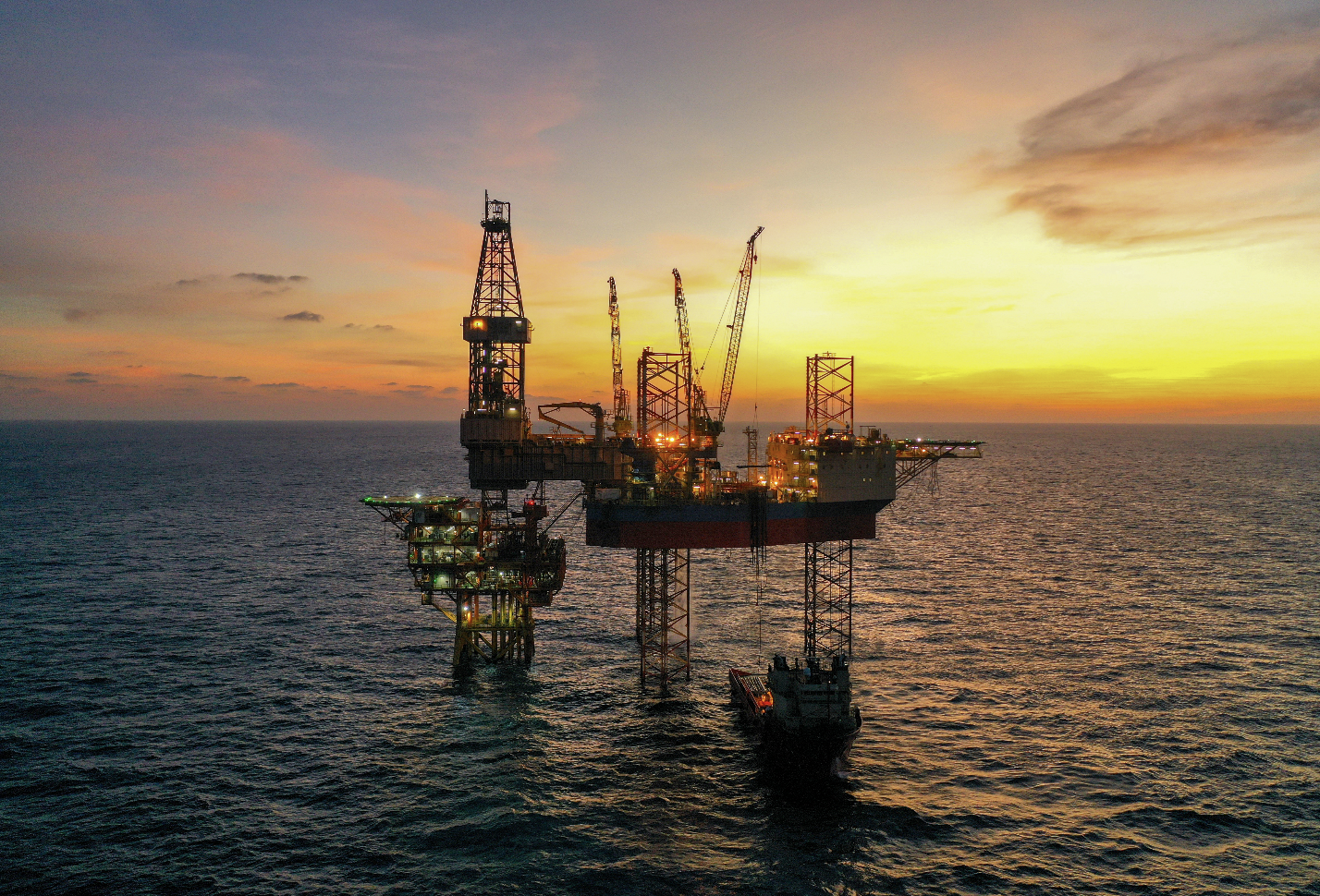 深度9508米,中国海上最深油井投产|油田_新浪财经_新浪网