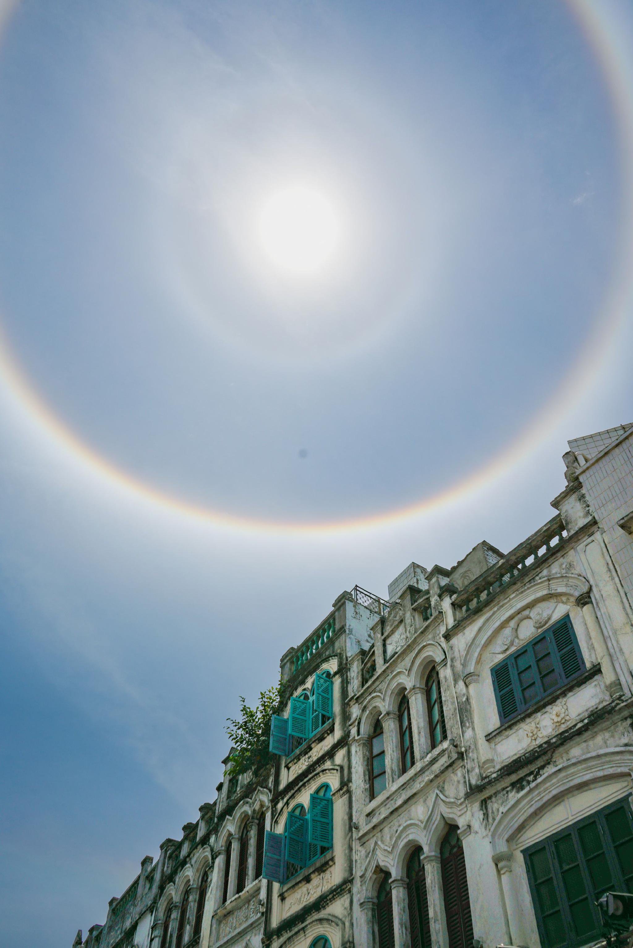 海口出现"日晕"景观 气象专家解读