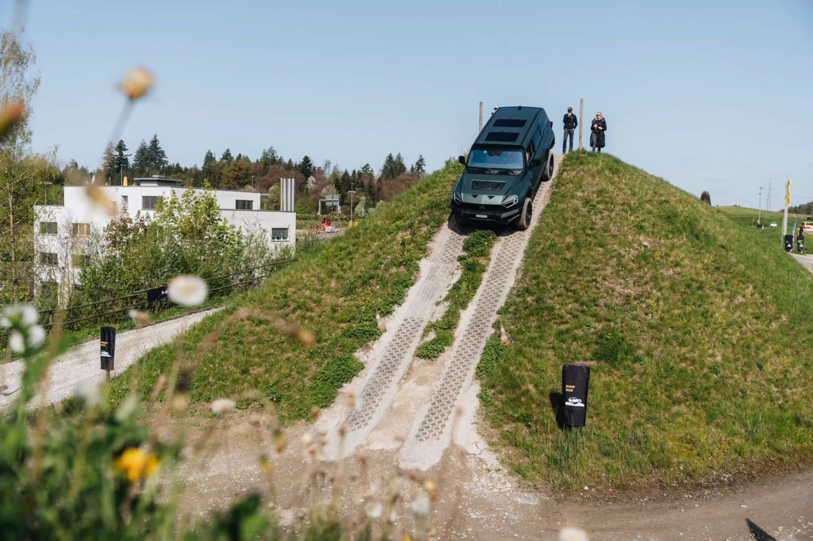 图片来源：猛士科技