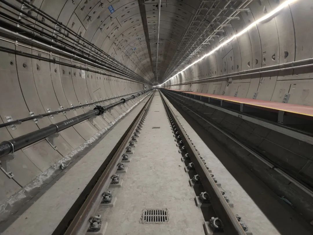 郑州地铁6号线东北段实现全线"轨通"_新浪财经_新浪网