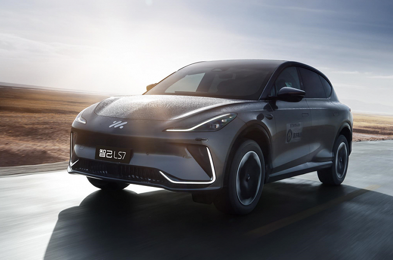 图源im智己汽车官网2023年9月,智己ls6量产交付后,ls7的销量迅速下滑.