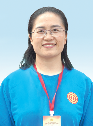 邻里一家亲宜荆荆恩百名劳模共话劳模精神