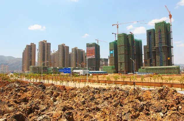 沪杭单日土拍收金286亿元,越秀摇中大热地块,杭州7宗地底价成交_新浪财经_新浪网