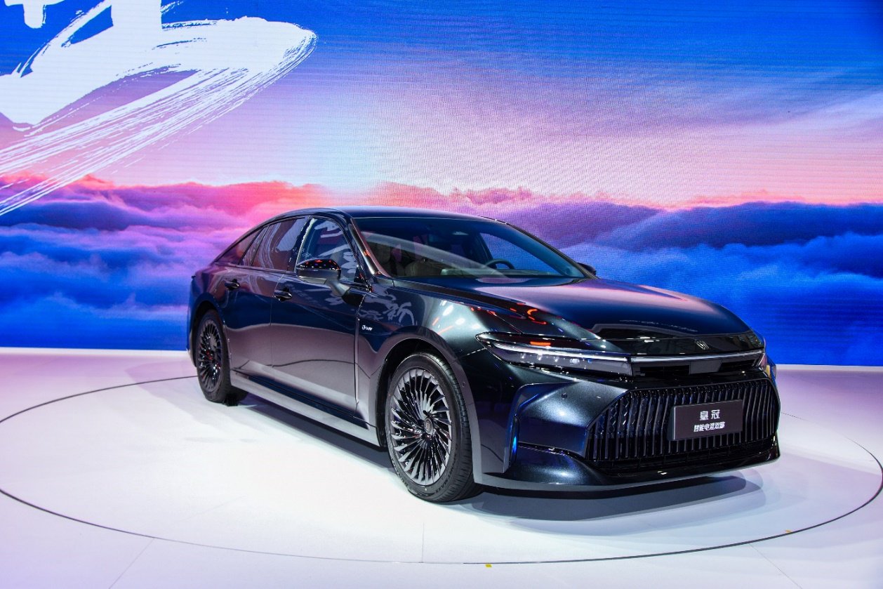 皇冠. 一汽丰田供图 华龙网发