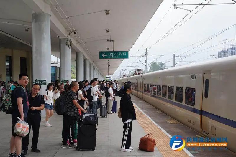广西三月三假期防城港北站,东兴市站累计发送旅客418万人次