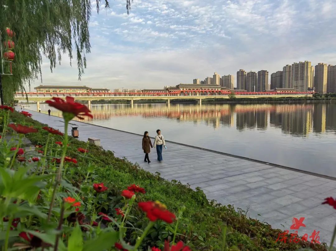 咸阳湖景区.咸阳日报全媒体记者 冯晓琬 摄