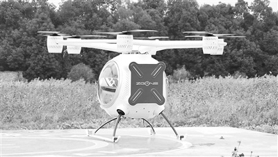 零重力飞机工业（合肥）有限公司生产的电动垂直起降飞行器ZG-ONE正在试飞。受访者供图