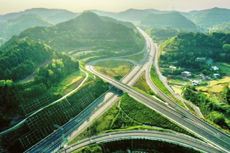 遂德高速.肖洋摄