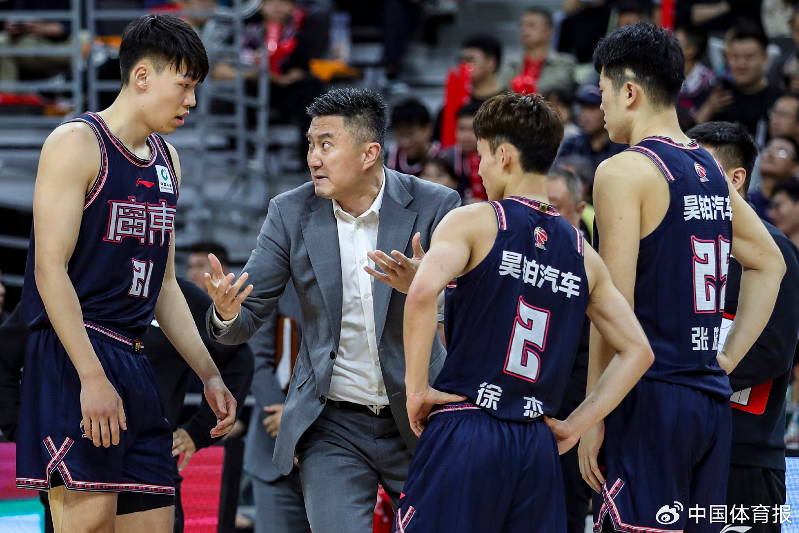 cba季后赛8强战一触即发 看谁更胜一筹|季后赛_新浪财经_新浪网