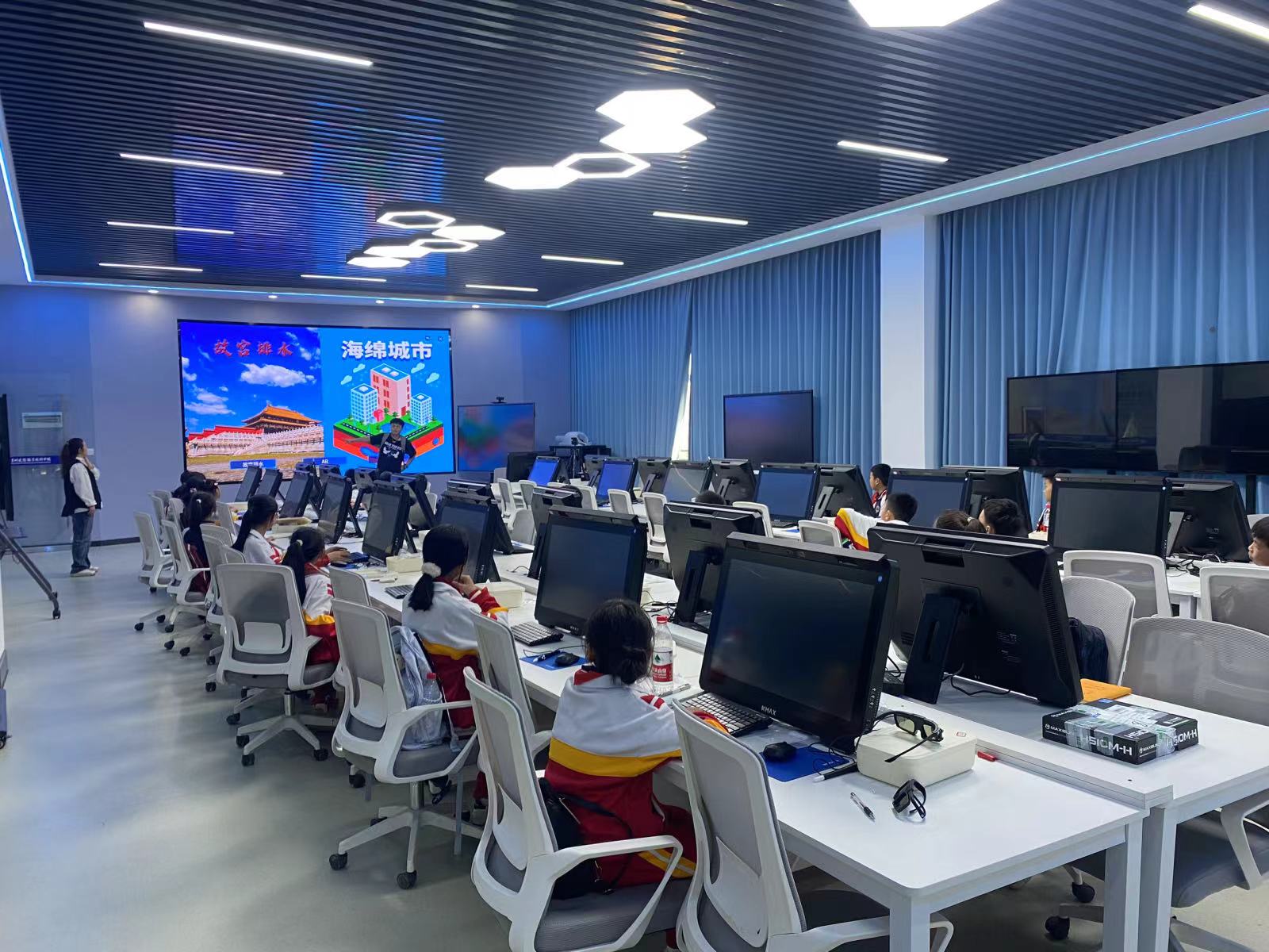 聚合职教资源打造研学品牌清镇855名中小学生身临其境感受职教魅力