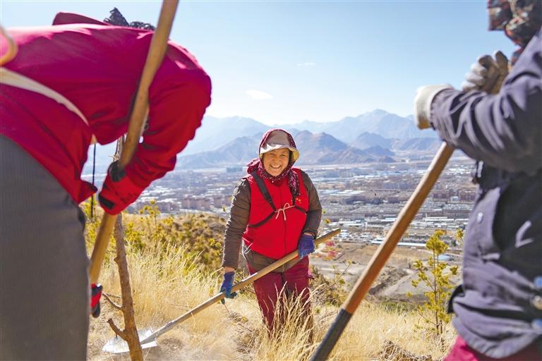新华社记者 晋美多吉 摄本报拉萨4月17日讯(记