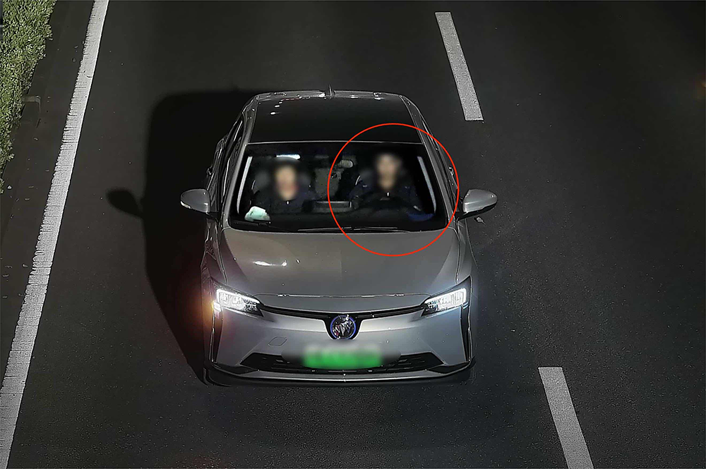 电子警察抓拍截图