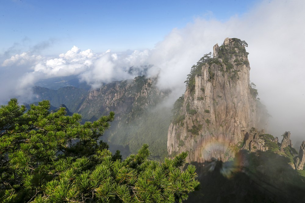 黄山 图片来源：新华社