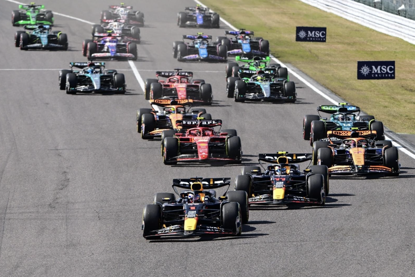 f1中国大奖赛明日开赛 ,23辆赛车,29台引擎均已抵沪备赛|赛车_新浪