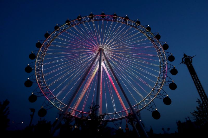 京藏高速边 昌平首座摩天轮本周末"开转"