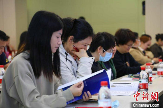 4月19日，2024年度上海养老服务陪诊师培训在上海开放大学开班。上海开放大学供图