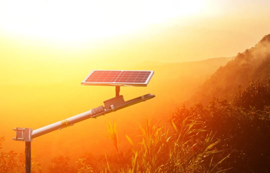 4月18日,经济观察报从光热产业创新发展论坛上获悉,中国广核(4.240,0.