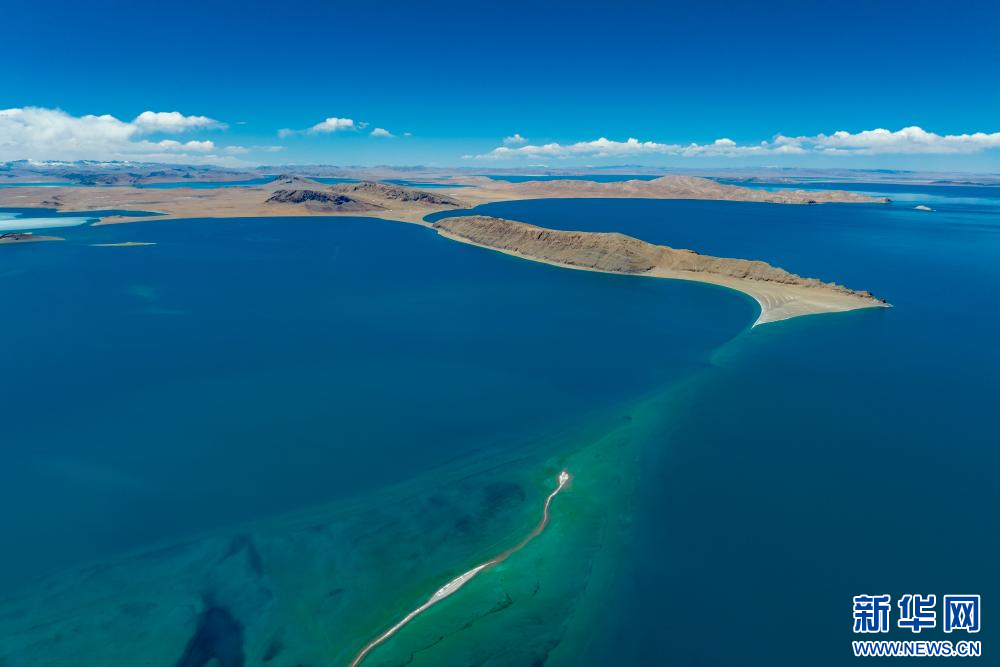 4月14日拍摄的色林错(无人机照片).