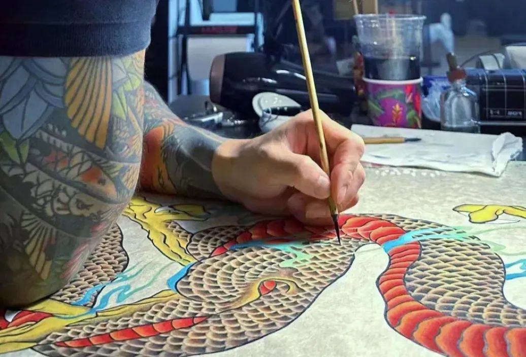 县城纹身店,毁掉了多少未成年人