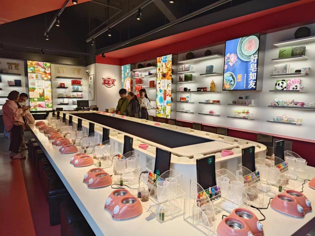 柯高阳 摄打卡工业遗存,感悟家国情怀,领略文化魅力……自2021年10月