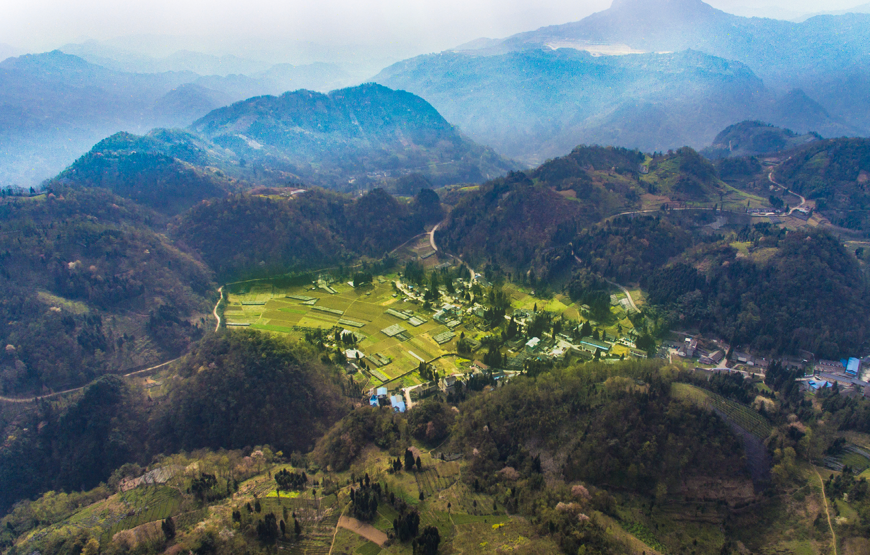 世界地球日丨藏不住啦!来看四川罕见地质奇观