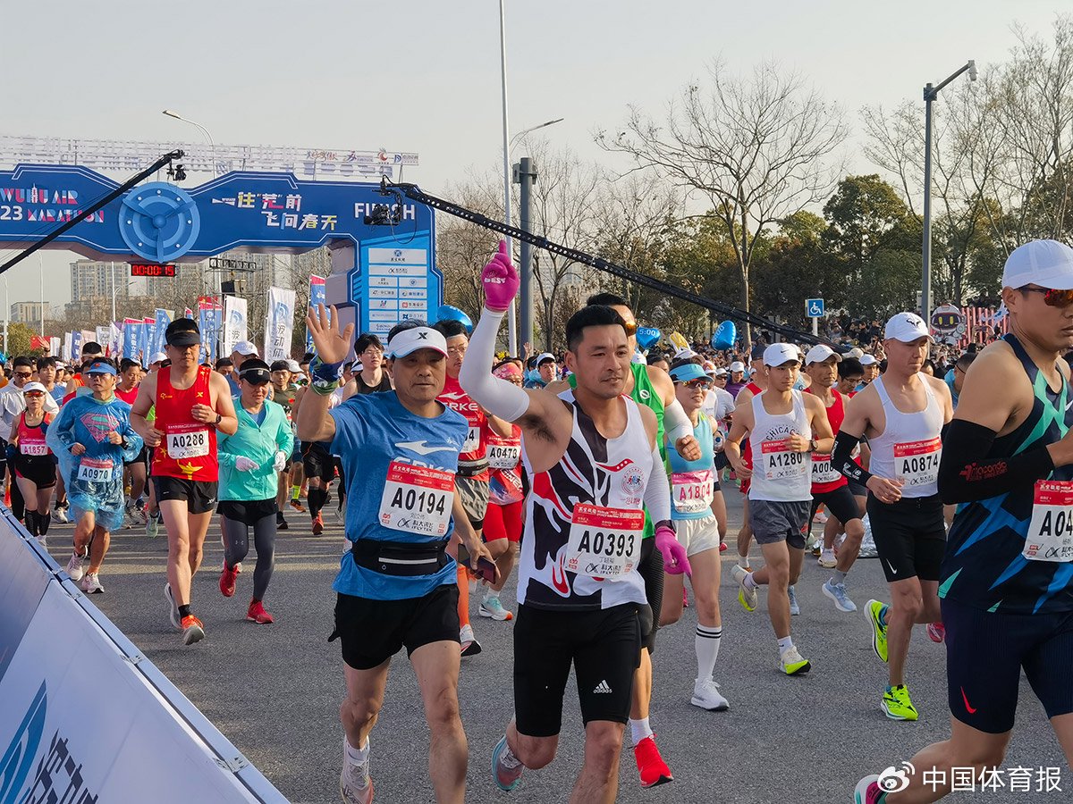 大型运动会实现体育及相关消费超1300亿元