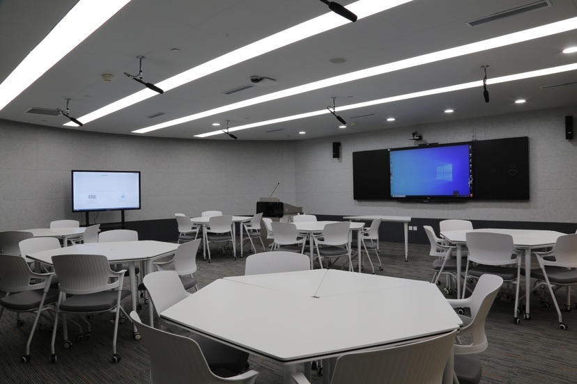 浦东图书馆六楼焕新开放,现代化复合空间覆盖全年龄段读者阅读需求|咪