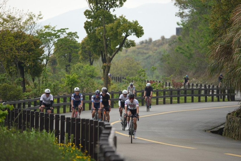 用呼吸感受城市脉动 五千多名骑友用车轮丈量舟山最美公路