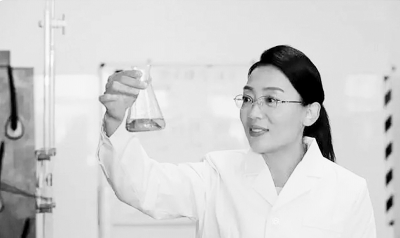 政府特殊津贴专家,入选泰山学者和山东省有突出贡献的中青年专家,获