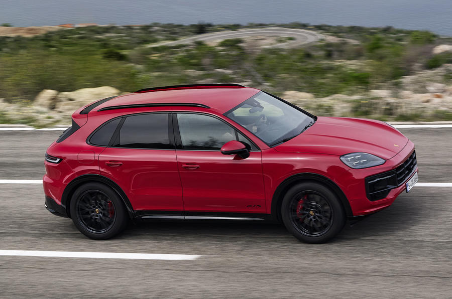 新款保时捷卡宴 gts 发布,动力更强配置更高