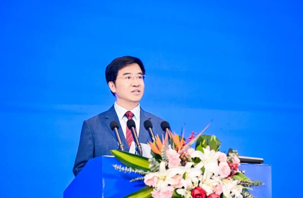 2024高等教育数字化发展大会在杭州举行