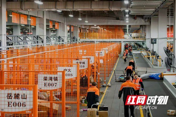 产能提升100% 申通快递华中核心物流枢纽在雨花区正式启用_新浪财经_