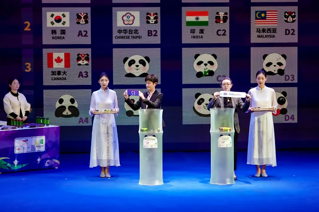 ▲3月22日，中粮长城酒业销售管理中心四川销售总监林少洁女士参加了抽签仪式发布会