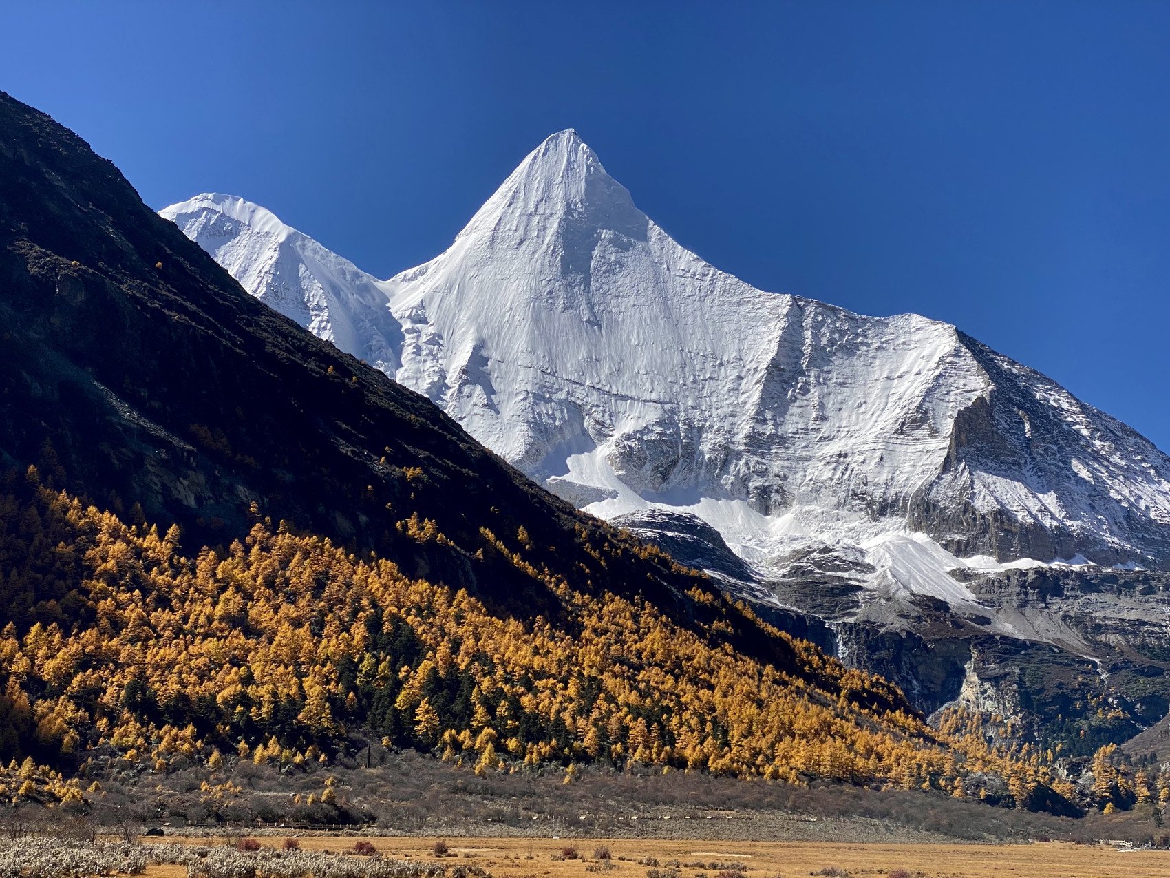 "让世界爱上亚丁"稻城亚丁城市旅游分享会走进重庆|稻城亚丁_新浪财经