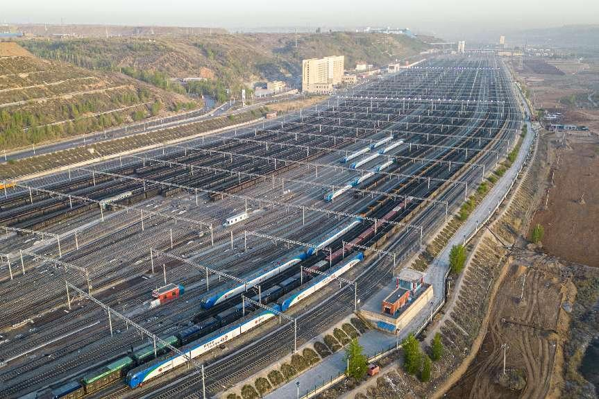 国家能源集团包神铁路货运量破1亿吨_新浪财经_新浪网