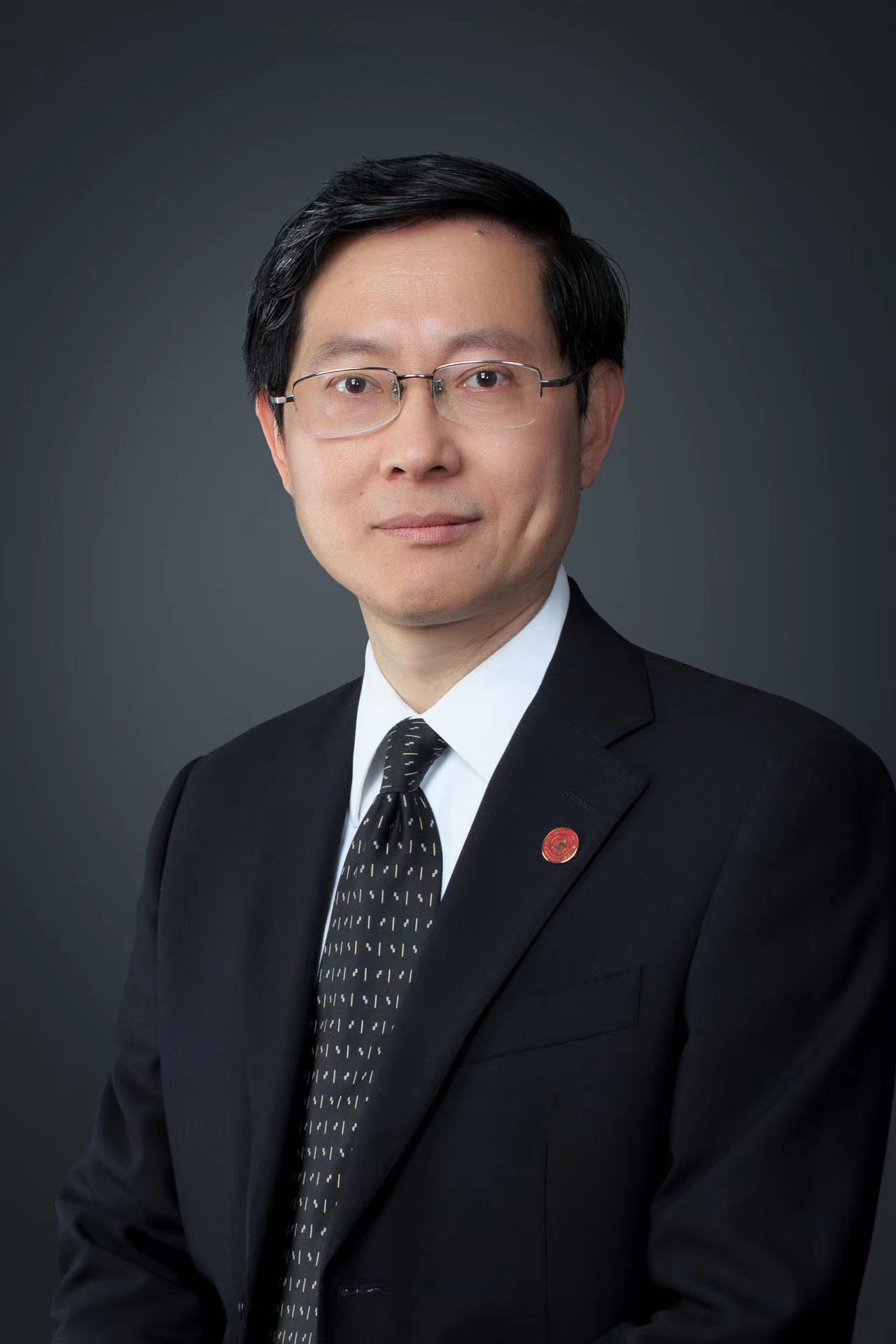 华近日接受本报独家专访时表示,在他看来,"新质生产力"是对30年间中国