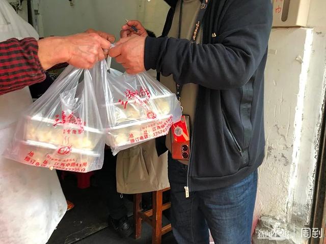 这家有着40多年历史的馄饨店关了,居民恋恋不舍,外地游客也来打卡