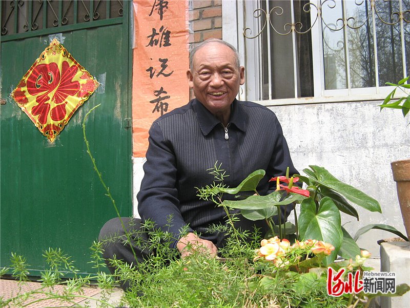赵渭忠（2010年）。张贵新摄
