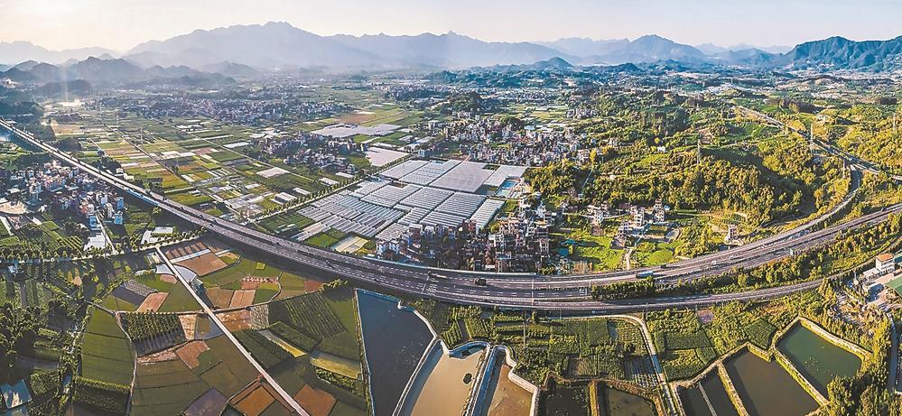 俯瞰长泰经济开发区。（资料图片）