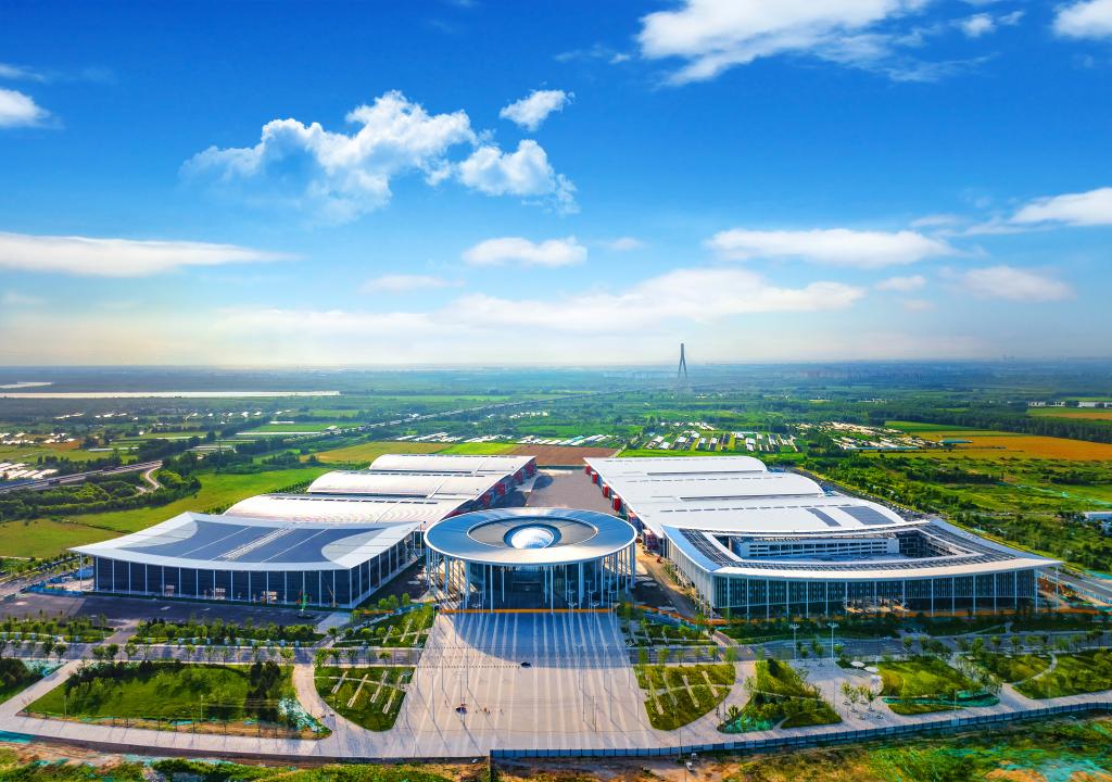 图为济南黄河国际会展中心.(受访者供图)
