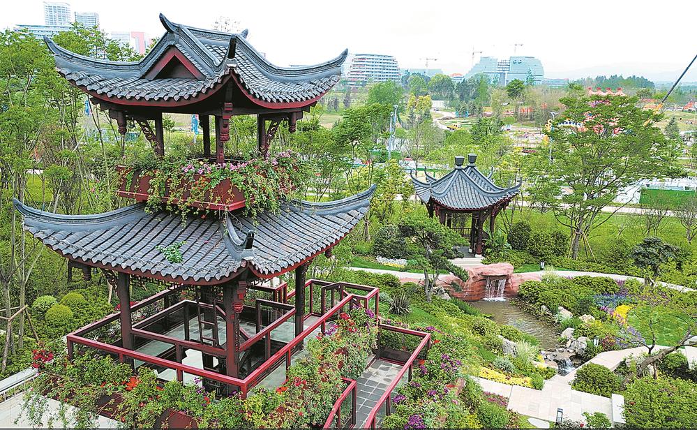 ▲重庆园将传统楼阁与园艺展示完美融合