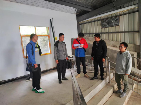 贡山县审计局在统筹安排县红十字会预算