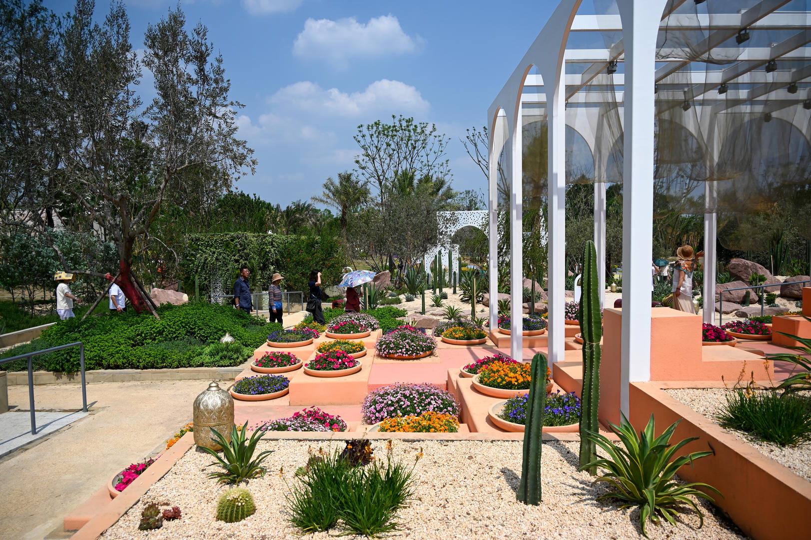 世园会启幕后,这两位国际嘉宾去了趟成都植物园