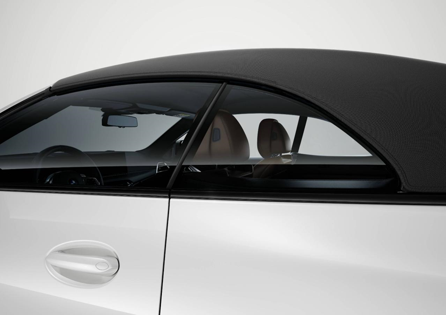 新BMW 4系敞篷轿跑车18秒即可完成开闭。 宝马供图 华龙网发