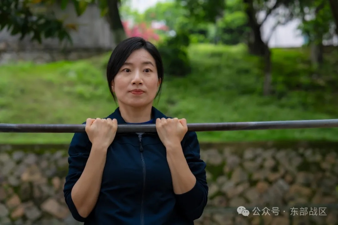 这位女工程师,体能"特三级"