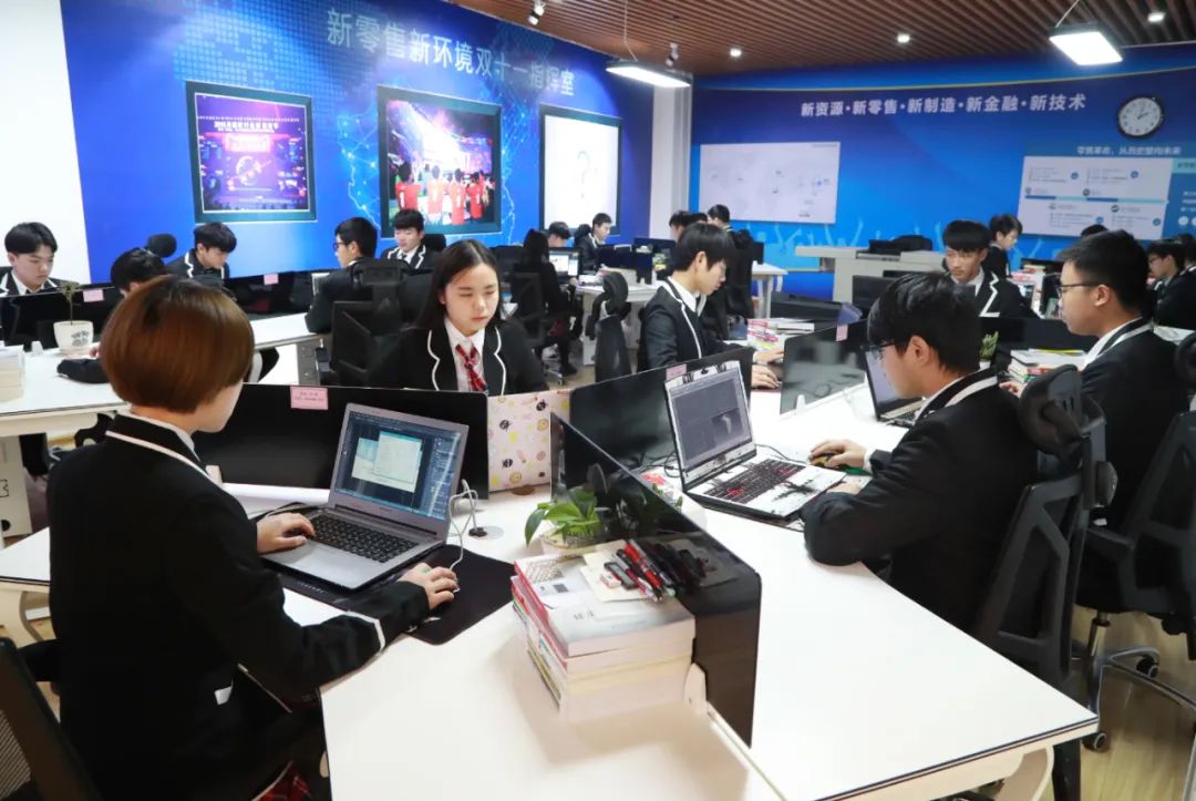 "职业技能培训 学历教育"齐头并进,中国东方教育董秘毛超圣谈业务发展